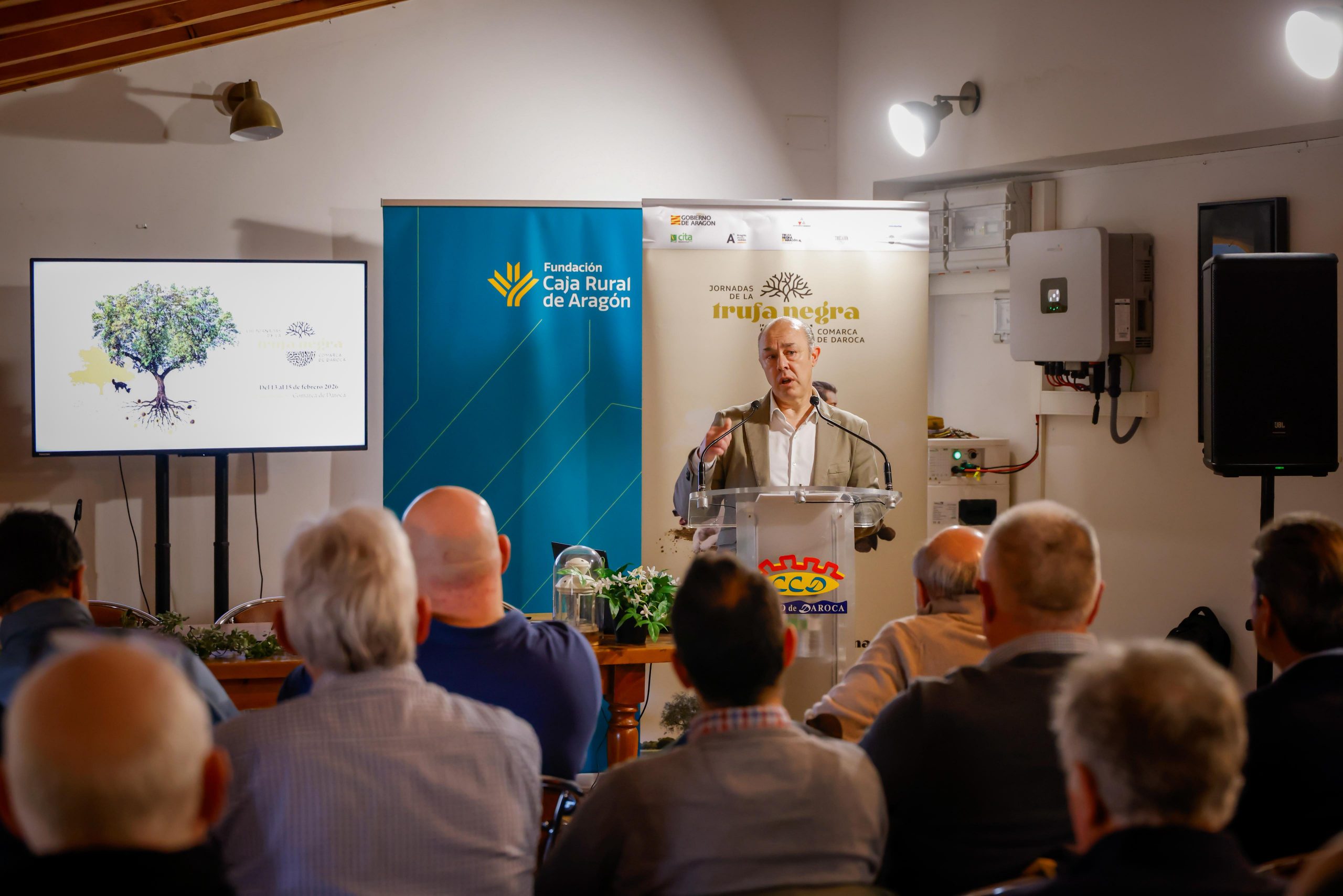 La trufa negra toma Manchones con debate sectorial, gastronomía y el mayor concurso nacional de caza